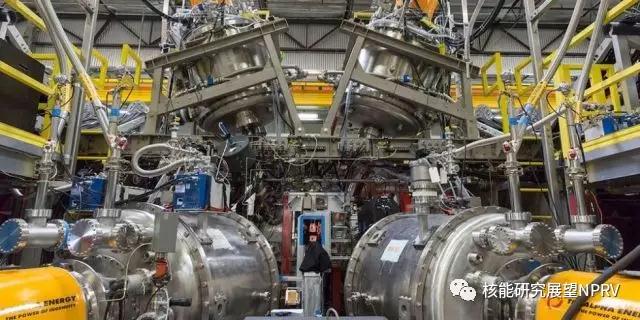 【導(dǎo)言】核聚變公司（TriAlphaEnergy）與谷歌公司在加利福尼亞的核聚變項(xiàng)目上展開合作，最近發(fā)布了他們的一個(gè)主要研究成果，即將能量損失降低了50%，這使得我們離利用聚變能這一無限清潔能源又近了一步。谷歌研究者將能量損失降低了50%，這使得我們離無限清潔能源的未來更近了一步