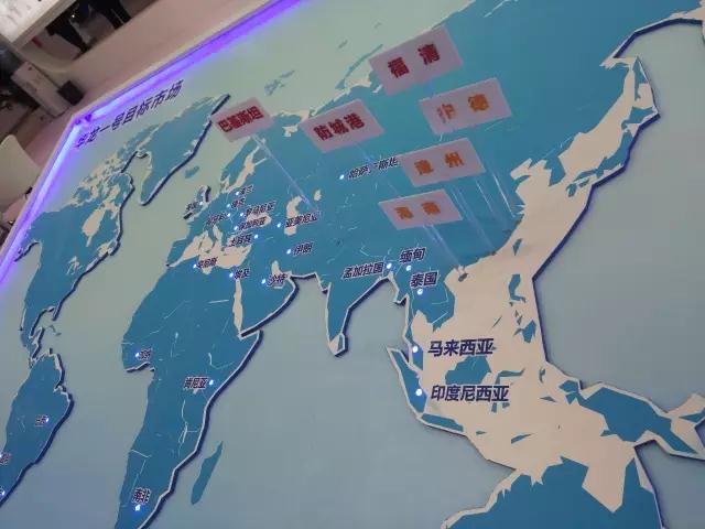 華龍國際副總經理兼總工程師咸春宇8月31日透露，國內至少還有三個廠址規(guī)劃新建“華龍一號”機組，包括福建漳州一期，寧德二期和廣東太平嶺一期。另外，“華龍一號”也有可能落戶海南