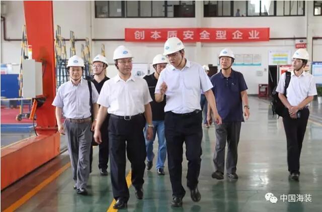 8月30日，中國海裝董事長孫建中會見了上海勘測設(shè)計(jì)研究院有限公司董事長、總經(jīng)理石小強(qiáng)，雙方就深化海上風(fēng)電合作等方面進(jìn)行了深入交流。中國海裝副總經(jīng)理湯文兵參加會見