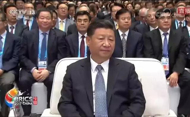 9月3日至4日，2017年金磚國家工商論壇在廈門國際會展中心舉行。國家主席習(xí)近平出席開幕式，并發(fā)表主旨演講，強(qiáng)調(diào)金磚國家要共同開創(chuàng)金磚合作第二個“金色十年”，讓合作成果惠及五國人民，讓世界和平與發(fā)展的福祉惠及各國民眾