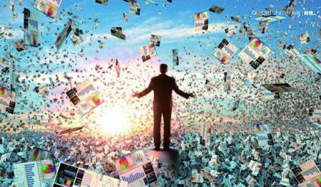 新電力體制改革打破了電網(wǎng)統(tǒng)購統(tǒng)銷的傳統(tǒng)市場格局，通過放開售電側(cè)市場和競爭性環(huán)節(jié)發(fā)售電價格，建立相對獨立的電力交易機構(gòu)，規(guī)范市場主體的準入標準，引導市場主體開展多方直接交易，利用市場力推動電價體制、電力交易體制和發(fā)用電計劃的改革。按照規(guī)劃，售電側(cè)改革將在2015年、2016年進行試點，放開110千伏及以上電壓等級存量工商業(yè)用戶和35千伏及以上電壓等級新增工商業(yè)用戶，具備條件的試點地區(qū)則開放35千伏及以上電壓等級存量工商業(yè)用戶和10千伏及以上電壓等級新增工商業(yè)用戶