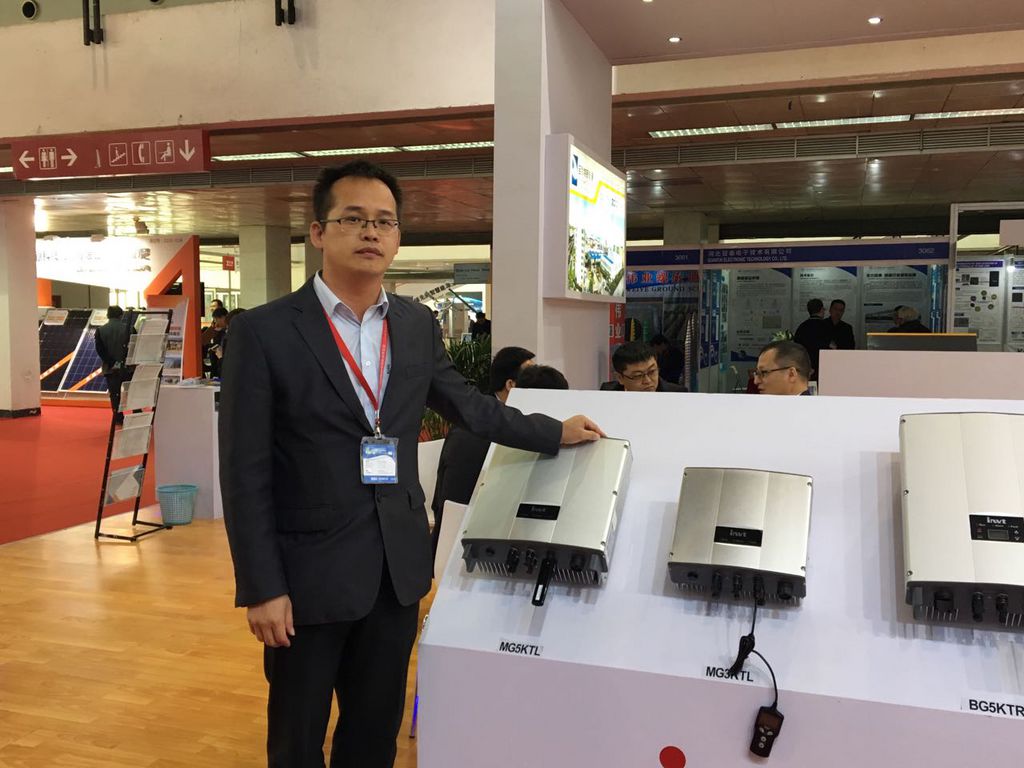 （記者 康博）縱觀當(dāng)下市場(chǎng)，集中式光伏電站趨于飽和增速放緩，“光伏入戶、全民參與”的“全民光伏”概念逐步普及，分布式光伏儼然成為行業(yè)的“風(fēng)口”。各大光伏企業(yè)紛紛試水，或推產(chǎn)品，或推電站解決方案