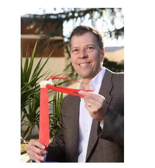 近日，一個美國研究團隊獲得了356萬美元資助，用來開發(fā)具備惡劣天氣條件下自我保護功能的風電機組。該項目是美國能源局先進研究計劃署(ARPA-E)宣布的41個計劃資助的項目之一， 該署計劃對這些項目共計資助1億2500萬美元