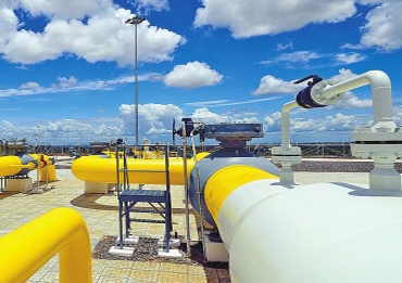 
            	我國天然氣消費(fèi)再現(xiàn)爆發(fā)式增長。日前在上海召開的“ECF國際頁巖氣論壇2017第七屆亞太頁巖氣峰會(huì)”上，專家表示，消費(fèi)市場爆發(fā)將帶動(dòng)進(jìn)口需求不斷放大，我國天然氣對(duì)外依存度將穩(wěn)步攀升