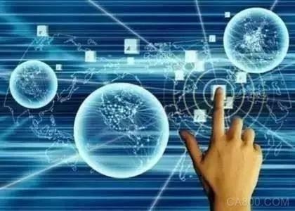 
                    
	工業(yè)自動化行業(yè)快訊：


	清華大學(xué)——三菱電機(jī)聯(lián)合實驗室正式揭牌 


	6月28日，“清華大學(xué)—三菱電機(jī)聯(lián)合實驗室”揭牌儀式在清華大學(xué)電工電子實驗中心舉行，聯(lián)合實驗室包括三個部分，電氣控制、PLC、互聯(lián)網(wǎng)+制造。其中互聯(lián)網(wǎng)+制造實驗室通過三菱電機(jī)e-f@ctory系統(tǒng)把PLC、伺服、機(jī)器人、遠(yuǎn)程控制無縫連接，為師生提供研究互聯(lián)網(wǎng)+制造的實踐平臺