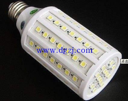 
        	led燈的工作原理,led燈的優(yōu)缺點(diǎn) 
1、工作原理：LED 即發(fā)光二極管，是一種能夠?qū)㈦娔苻D(zhuǎn)化為可見光的固態(tài)的半導(dǎo)體器件，它可以直接把電轉(zhuǎn)化為光。 
2、優(yōu)點(diǎn)：光效比很高，比白熾燈和熒光燈都高，理論上壽命很長，發(fā)光可達(dá)10萬小時(shí)，實(shí)際產(chǎn)品基本上30000-50000小時(shí)不是問題，對(duì)于家用來說夠夠的了；無紫外線和紅外線輻射；不含鉛、汞等污染元素