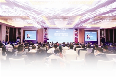 
	中國儲能網(wǎng)訊：最新統(tǒng)計數(shù)據(jù)顯示，11月，中國汽車市場銷售疲軟，乘用車銷量出現(xiàn)零增長，轎車銷量負增長；即使是一路高歌猛進的SUV，銷量同比增長也僅有8.9%。只有新能源汽車勢頭迅猛，同比增長率高達83%