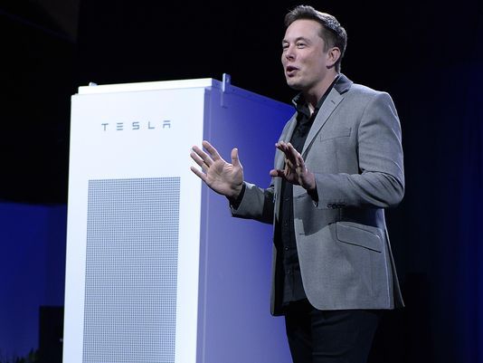 
	中國儲能網(wǎng)訊：據(jù)外媒報道，特斯拉上一個財年在內(nèi)華達州獲得了高達1.5億美元的稅收優(yōu)惠。特斯拉曾與內(nèi)華達州簽訂協(xié)議，特斯拉將超級電池工廠建在內(nèi)華達州斯帕克斯東部的一個工業(yè)園區(qū)內(nèi)，內(nèi)華達州政府將給予特斯拉稅收優(yōu)惠政策