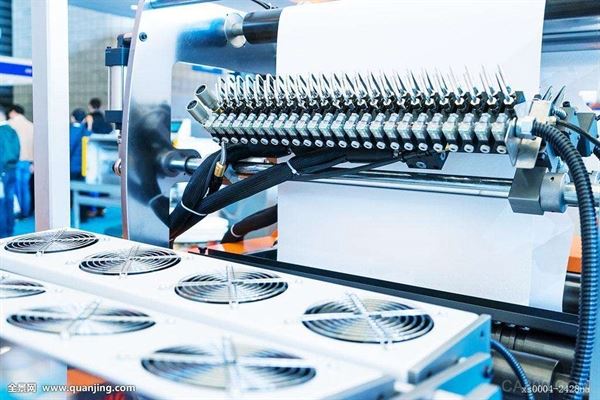 
                    
	英國智庫公共政策研究所(IPPR)近日表示，迎接更大程度的自動化是收獲科技帶來的益處并令員工工資提升的關(guān)鍵。

    該智庫稱，自動化的上升可每年提升產(chǎn)能增長1.4%，到2030年之前促進(jìn)GDP增長10%