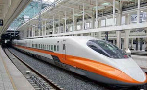 
                
	
                    
	2日晚間，中國(guó)鐵建發(fā)布公告稱(chēng)，公司下屬中國(guó)土木工程集團(tuán)有限公司與伊朗道路與城市發(fā)展部下屬的交通和基礎(chǔ)設(shè)施建設(shè)及發(fā)展公司簽訂了伊朗克爾曼沙至霍斯拉維鐵路項(xiàng)目合同。

	

	據(jù)了解，鐵路線路全長(zhǎng)263公里，工期為48個(gè)月，合同金額約35.3億元人民幣