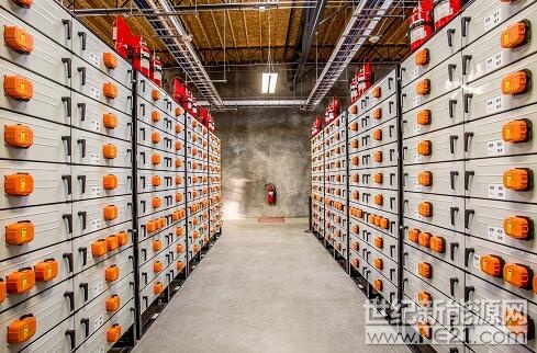 英國(guó)可再生能源協(xié)會(huì)REA和全黨議會(huì)儲(chǔ)能小組APPG日前發(fā)布報(bào)告稱，到2021年，英國(guó)儲(chǔ)能市場(chǎng)規(guī)模最高可能達(dá)到12吉瓦。



報(bào)告中稱，要達(dá)到12吉瓦的目標(biāo)需要政策支持