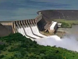 
                
	
                    
	近日，由浙能集團(tuán)投資20億元參與的巴西圣西芒水電站完成特許經(jīng)營(yíng)權(quán)交割，正式落地運(yùn)營(yíng)。這是浙能集團(tuán)首個(gè)對(duì)外投資項(xiàng)目，也是浙江省省屬?lài)?guó)企首個(gè)擁有海外特許經(jīng)營(yíng)權(quán)的大型水電項(xiàng)目