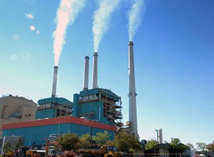 
            	近日，根據(jù)美國煤炭生產(chǎn)商云峰能源公司的協(xié)議，日本兩家最先進的發(fā)電廠將采用蒙大拿的煤炭，通過技術(shù)轉(zhuǎn)換成天然氣。根據(jù)煤炭公司表示，從2019年底開始，將有多達一百萬噸的Spring Creek煤炭運往日本福島縣，長達30至40個月