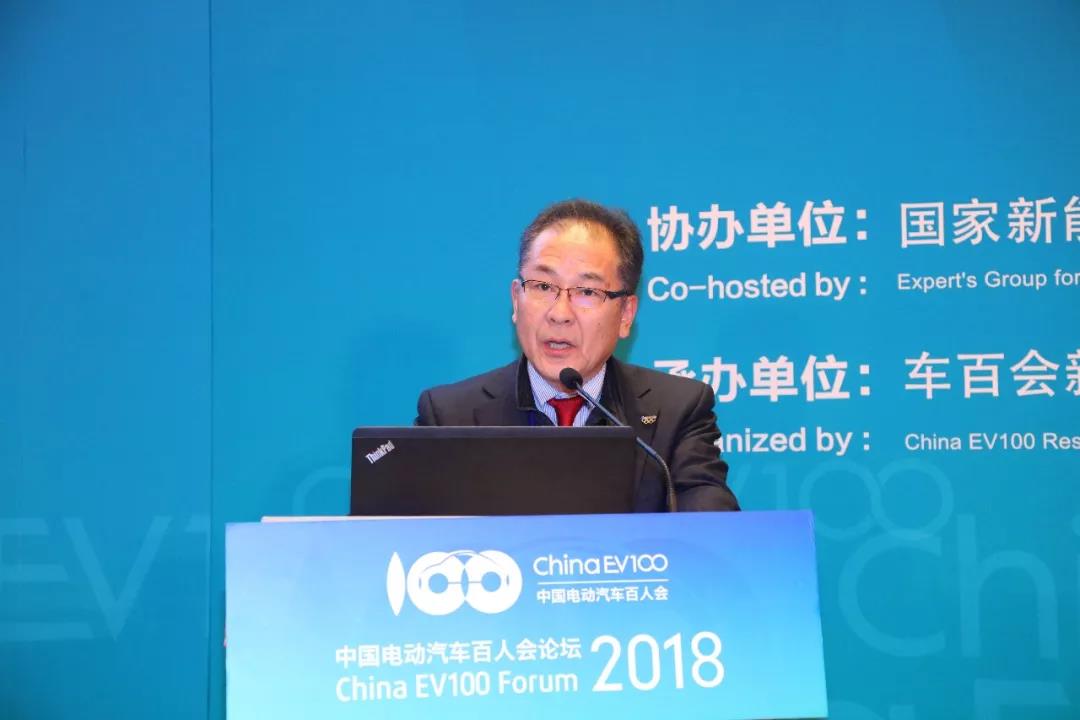 
	大家下午好！首先，我想感謝中國(guó)電動(dòng)汽車百人會(huì)邀請(qǐng)松下公司在會(huì)上發(fā)言。過(guò)去幾年間，松下電器主要關(guān)注能源和汽車領(lǐng)域的發(fā)展，我們也很自信可以為客戶提供最佳的解決方案