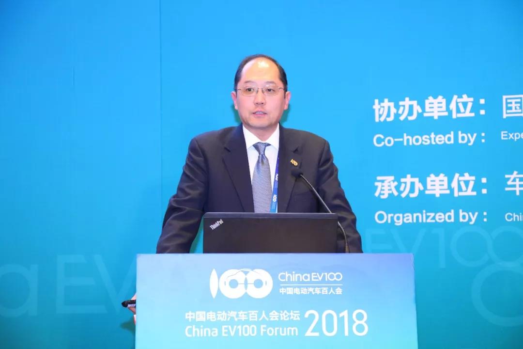 
	謝謝組委會(huì)邀請(qǐng)，給我一個(gè)機(jī)會(huì)跟大家一起來(lái)探討。今天我演講的題目、跟大家分享的 題目就是鋰電行業(yè)超高速發(fā)展在原材料方面的可持續(xù)性