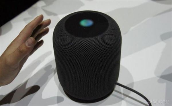 
                    
	蘋果Siri支持的HomePod智能音箱終于要在2月9日發(fā)布了。


	 


	你有太多的理由不購(gòu)買該產(chǎn)品，比如它尺寸太大，價(jià)格太高，不支持多房間音頻播放等等，但是我最擔(dān)心的卻是它的關(guān)鍵賣點(diǎn)：音樂