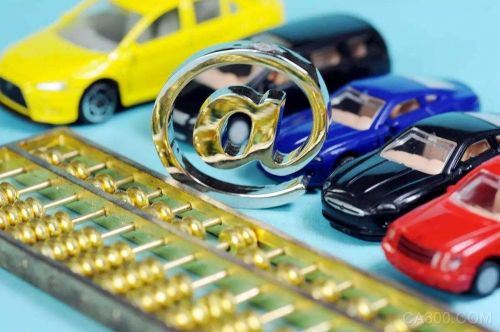 
                    
	【TechWeb報(bào)道】2月6日消息，汽車金融研究院日前發(fā)布《中國(guó)汽車金融橫評(píng)五：金融成汽車行業(yè)核心利潤(rùn)源，All in 助推百億美元平臺(tái)誕生》調(diào)研報(bào)告稱，金融成為汽車行業(yè)核心利潤(rùn)源之一，未來中國(guó)汽車金融萬億市場(chǎng)將助推數(shù)個(gè)百億美元平臺(tái)誕生。


	


	報(bào)告稱，汽車金融的高回報(bào)已在成熟汽車市場(chǎng)得到印證