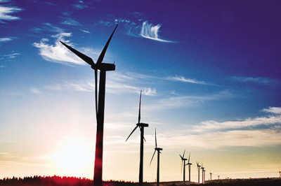 
                
	
                    
	2018年1月，龍?jiān)措娏偘l(fā)電量49.42億千瓦時(shí)，同比增長(zhǎng)30.96%，其中風(fēng)電發(fā)電量39.04億千瓦時(shí)，同比增長(zhǎng)38.81%。

	

	1月份，龍?jiān)措娏傮w棄風(fēng)率約7.51%，同比大幅下降約11.7個(gè)百分點(diǎn)，環(huán)比也下降約1.4個(gè)百分點(diǎn)