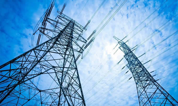 
	中國(guó)儲(chǔ)能網(wǎng)訊：2月初，國(guó)家發(fā)改委于印發(fā)了《關(guān)于核定區(qū)域電網(wǎng)2018－2019年輸電價(jià)格的通知》（下稱《通知》），核定了華北、華東、華中、東北、西北區(qū)域電網(wǎng)首個(gè)監(jiān)管周期（2018年1月1日－2019年12月31日）兩部制輸電價(jià)格水平。



	區(qū)域電網(wǎng)輸電價(jià)格，是指區(qū)域電網(wǎng)和相關(guān)省級(jí)電網(wǎng)所屬的500千伏或750千伏跨省交流共用輸電網(wǎng)絡(luò)，以及納入國(guó)家規(guī)劃的1000千伏特高壓跨省交流共用輸電網(wǎng)絡(luò)的輸電價(jià)格