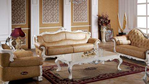 
	近日，深圳市家具行業(yè)協(xié)會(huì)攜手百度發(fā)布《中國(guó)家具消費(fèi)需求大數(shù)據(jù)》，通過(guò)人群畫(huà)像、搜索路徑、搜索熱點(diǎn)的方式，解碼家居消費(fèi)者的關(guān)注對(duì)象、關(guān)注點(diǎn)以及消費(fèi)盲點(diǎn)等萬(wàn)億量級(jí)搜索行為，挖掘消費(fèi)者的需求標(biāo)簽，力圖幫助企業(yè)精準(zhǔn)定位，引領(lǐng)家具制造業(yè)多維度發(fā)展。此次大數(shù)據(jù)成果發(fā)布透露了行業(yè)新趨勢(shì)：質(zhì)量的內(nèi)涵更深了，質(zhì)量的外延更廣了