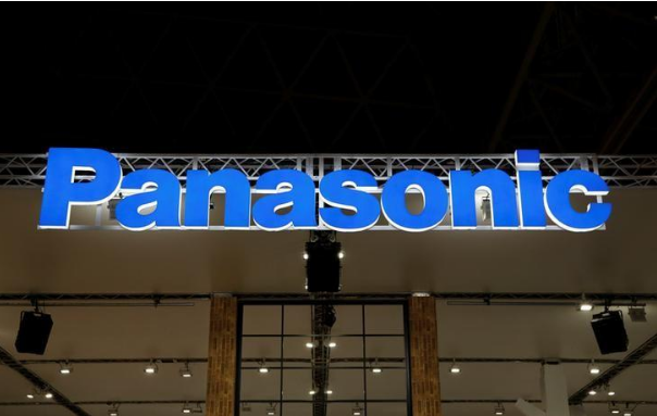 
	中國(guó)儲(chǔ)能網(wǎng)訊：據(jù)外媒報(bào)道，當(dāng)?shù)貢r(shí)間5月30日，松下公司表示將在不久的將來研發(fā)汽車用無鈷電池。作為電動(dòng)車重要的電池成分，鈷材料的價(jià)格也隨著電動(dòng)車的發(fā)展一路飆升