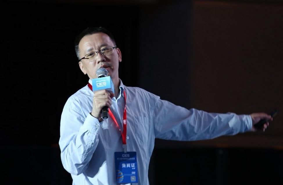 
	中國(guó)儲(chǔ)能網(wǎng)訊：5月19日至21日，“第八屆中國(guó)國(guó)際儲(chǔ)能大會(huì)”在深圳隆重召開， 來自中國(guó)、美國(guó)、德國(guó)、英國(guó)、加拿大、西班牙、日本、韓國(guó)、澳大利亞等國(guó)和地區(qū)1500余位政府機(jī)構(gòu)、科研院所、行業(yè)組織、電力公司、新能源項(xiàng)目單位、系統(tǒng)集成商等代表出席本次大會(huì)。



	中國(guó)鐵塔股份有限公司能源創(chuàng)新中心技術(shù)主管、高級(jí)工程師鞏欣在通信儲(chǔ)能專場(chǎng)，發(fā)表了題為“梯級(jí)磷酸鐵鋰電池實(shí)踐應(yīng)用探索”的精彩演講