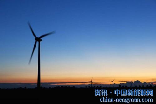                                                                                                                                                                     
	　　2016年之前，國內(nèi)風(fēng)電行業(yè)發(fā)展迅猛。2006年全國累計風(fēng)電吊裝容量僅為2.54GW，到2015年累計吊裝容量則達(dá)到145.38GW，復(fù)合增速超50%