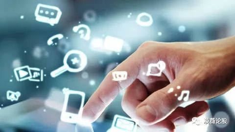 
                    
	原標(biāo)題:集成電路國有化望提升 2020年規(guī)模將破9000億


	根據(jù)中國半導(dǎo)體行業(yè)協(xié)會日前發(fā)布的數(shù)據(jù)，一季度中國集成電路產(chǎn)業(yè)銷售額為1152.9億元，同比增長20.8%。同時，集成電路的進(jìn)口額也同比增長，高達(dá)四成