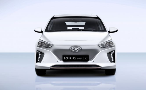 
	中國儲能網(wǎng)訊：日前據(jù)悉，韓國汽車制造商現(xiàn)代汽車公司即將進(jìn)入儲能領(lǐng)域，以提高電動汽車二次電池的利用價值。


	


	該公司在6月26日宣布，將與知名發(fā)動機(jī)廠商瓦錫蘭公司收購的儲能集成商和軟件提供商Greensmith合作開發(fā)二次電池產(chǎn)品