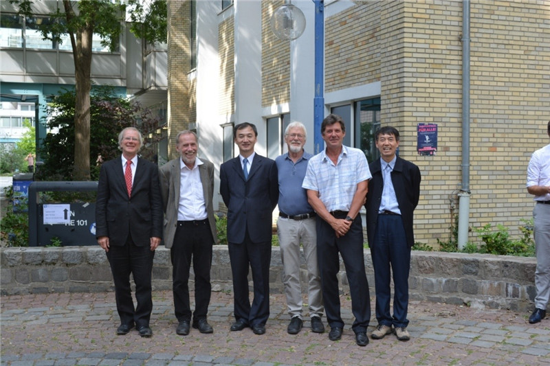 　　日前，西北工業(yè)大學(xué)“中德風(fēng)能研究中心”聯(lián)合德國柏林工業(yè)大學(xué)、德累斯頓工業(yè)大學(xué)、柏林應(yīng)用技術(shù)大學(xué)在德國柏林舉辦了2018中德風(fēng)電技術(shù)研討會。會議圍繞中國風(fēng)電技術(shù)發(fā)展、德國與世界風(fēng)電技術(shù)現(xiàn)狀和中德風(fēng)電技術(shù)與人才交流合作等內(nèi)容進(jìn)行了廣泛的交流與研討，倡議聯(lián)合開展“一帶一路”風(fēng)電人才培養(yǎng)