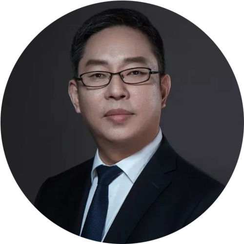                        在王滿(mǎn)昌看來(lái)，現(xiàn)階段，我國(guó)海上風(fēng)電已經(jīng)基本具備規(guī)?；_(kāi)發(fā)的條件，但在此過(guò)程中業(yè)界仍需堅(jiān)持積極穩(wěn)妥的原則，通過(guò)創(chuàng)新不斷夯實(shí)海上風(fēng)電項(xiàng)目全流程技術(shù)能力，為今后大規(guī)模開(kāi)發(fā)打下堅(jiān)實(shí)基礎(chǔ)。他表示，中國(guó)海裝將保持一貫的開(kāi)放姿態(tài)，愿與同行加強(qiáng)交流，共同推動(dòng)行業(yè)進(jìn)步