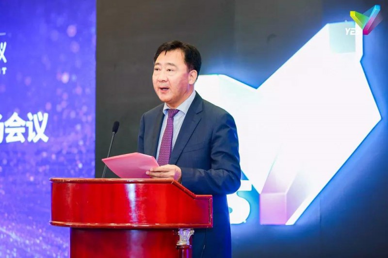  　　由中國(guó)能源研究會(huì)指導(dǎo)，鹽城市人民政府與遠(yuǎn)景科技集團(tuán)共同發(fā)起的“2018鹽城綠色智慧能源大會(huì)”，于2018年9月6日-7日在江蘇省鹽城市舉辦。
 
　　本次大會(huì)主題為“創(chuàng)新、綠色、智慧、共享”，致力于打造智慧能源領(lǐng)域全球權(quán)威會(huì)議