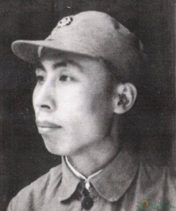 
                    　　近日，原國(guó)家二機(jī)部部長(zhǎng)、河南省委原第一書記、“兩彈一艇”元?jiǎng)讋⒔芡居?月23日在深圳逝世，享年104歲。
 
　　劉杰，原國(guó)家二機(jī)部部長(zhǎng)、中國(guó)核工業(yè)的開拓者、奠基人之一