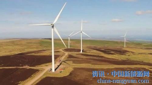                                                                                                                                                                     
	　　在許多國家和地區(qū)，風(fēng)力發(fā)電場已經(jīng)變得相當(dāng)普遍，尤其在那些風(fēng)力資源充裕的地方，比如科羅拉多州。 盡管綠色能源支持者聲稱，風(fēng)力渦輪機(jī)陣列對環(huán)境的影響，比燃煤和天然氣發(fā)電要少