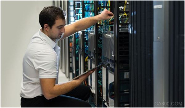 
                    
	  


	機器學習算法逐漸潛入我們?nèi)粘Ｉ?，但是工業(yè)應用卻不如消費應用普及。Inductive Automation 

  
  為了把機器學習技術(shù)應用于工業(yè)，須先了解機器學習分成哪些種類，有哪些不同的算法，以及實際應用時有什么值得注意的地方